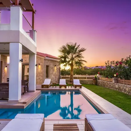 Villa Alexandros *
