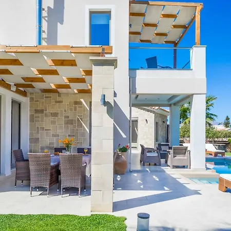 Alexandros Villa *